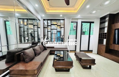 BÁN NHÀ CẦU GIẤY - BA GÁC ĐỖ CỬA, 41M2 - 6 TẦNG ĐẸP, FULL NỘI THẤT, GIÁ 9,8 TỶ
